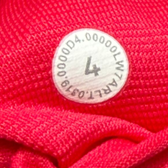 Lululemon Hotty Hot Short Low-Rise 4" *Heartthrob - Picture 9 of 9